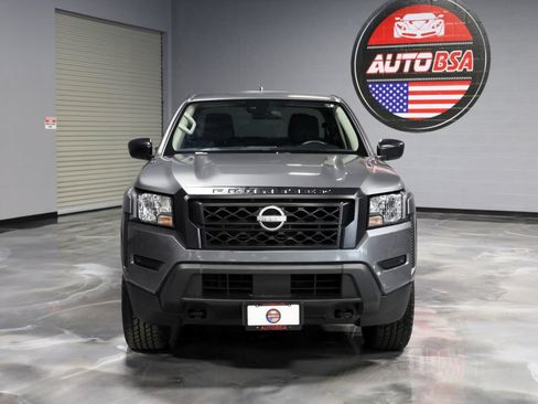 Used 2022 Nissan Frontier S w/ Technology Package AWD/4WD image 2