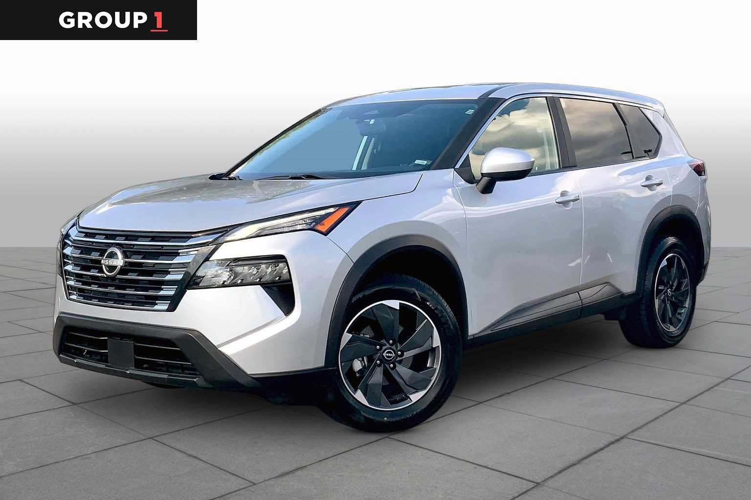 Used 2024 Nissan Rogue SV FWD image 1