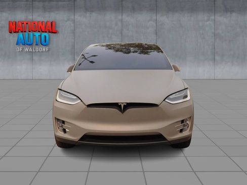 Used 2017 Tesla Model X 100D AWD/4WD image 3