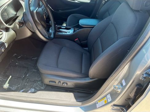 Used 2024 Chevrolet Malibu RS FWD image 19