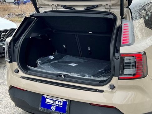 New 2026 Volvo EX30 Plus image 13