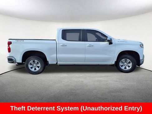Used 2020 Chevrolet Silverado 1500 LT w/ All-Star Edition image 31