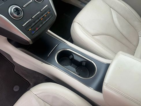 Used 2018 Lincoln MKC Reserve w/ Lincoln MKC Climate Package image 22