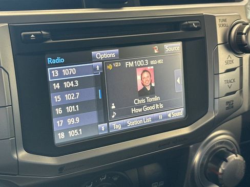 Used 2018 Toyota 4Runner SR5 image 19