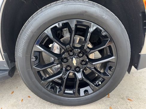 Used 2022 Chevrolet Tahoe LT image 39