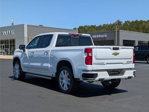 New 2026 Chevrolet Silverado 1500 High Country AWD/4WD image 3