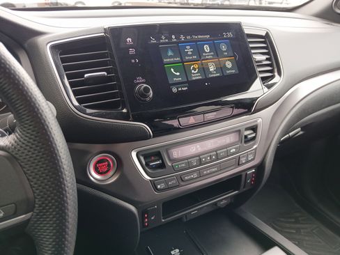 Used 2025 Honda Passport EX-L image 13