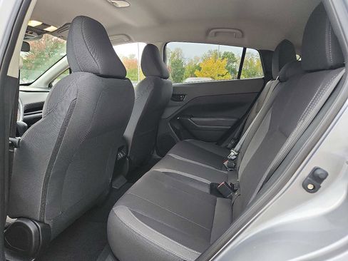 Used 2025 Subaru Crosstrek 2.0i Premium image 10
