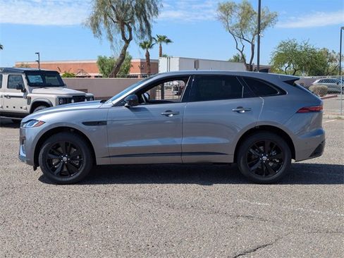 New 2026 Jaguar F-PACE R-Dynamic S image 3