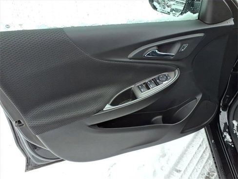 Used 2022 Chevrolet Malibu LT image 11