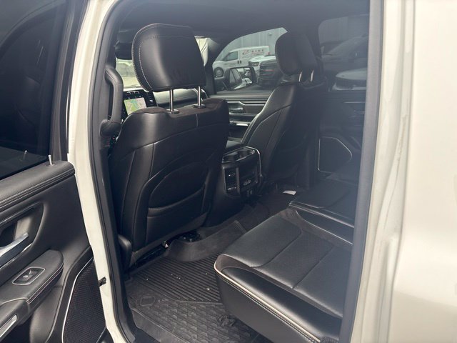 Used 2023 RAM 1500 Laramie AWD/4WD image 12