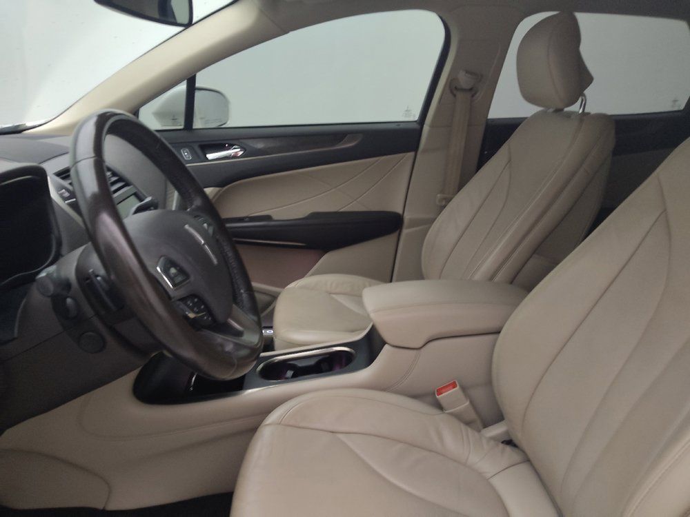 Used 2018 Lincoln MKC Reserve FWD image 17
