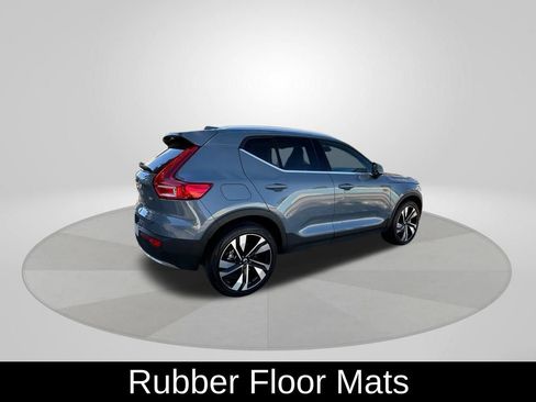 Used 2023 Volvo XC40 B5 Plus w/ Protection Package Premier image 7