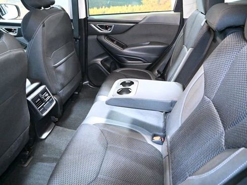 Used 2020 Subaru Forester Premium image 40