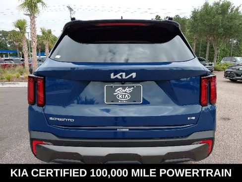 Certified 2024 Kia Sorento X-Line EX AWD/4WD image 6