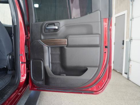 Used 2022 Chevrolet Silverado 1500 RST AWD/4WD image 35