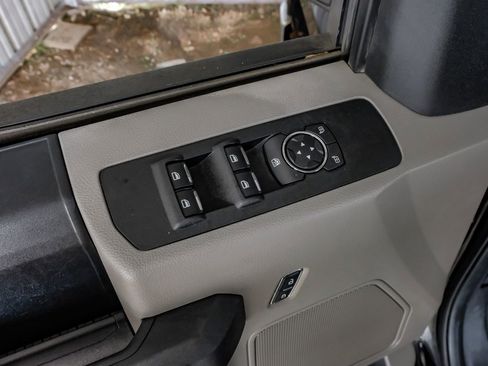 Used 2018 Ford F250 XL w/ STX Appearance Package AWD/4WD image 43