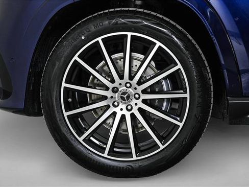 New 2026 Mercedes-Benz GLS 580 4MATIC image 27