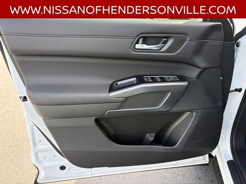 New 2026 Nissan Pathfinder SL AWD/4WD image 24
