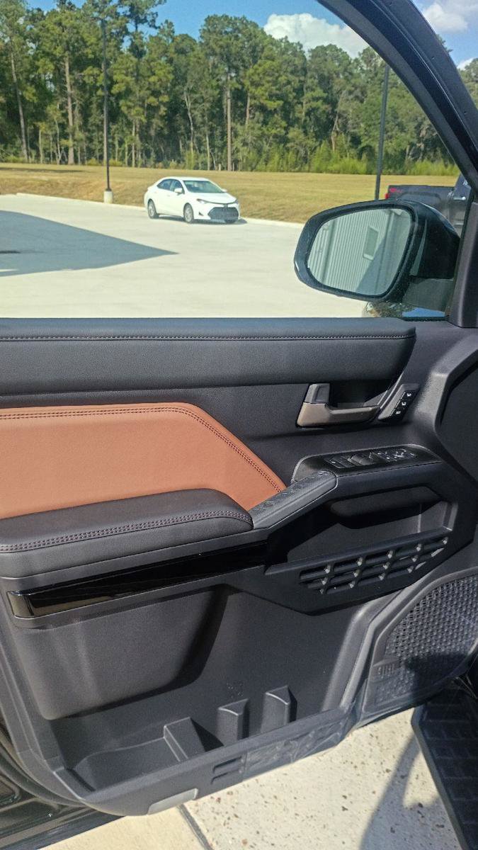 New 2026 Toyota 4Runner Limited AWD/4WD image 9