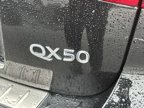 Used 2017 INFINITI QX50 2WD w/ Premium Plus Package image 40