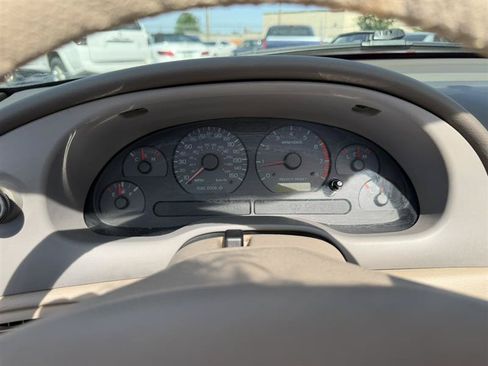 Used 2002 Ford Mustang GT RWD image 40