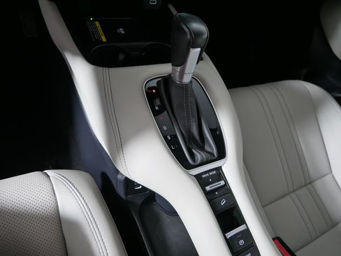 Used 2024 Honda HR-V EX-L image 24