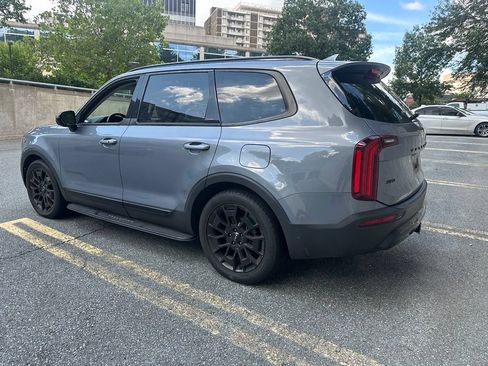Certified 2022 Kia Telluride SX w/ SX Prestige Package AWD/4WD image 7