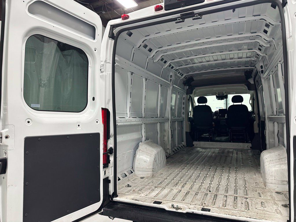 Used 2022 RAM ProMaster 3500 w/ Premium Convenience Group (B) FWD image 44