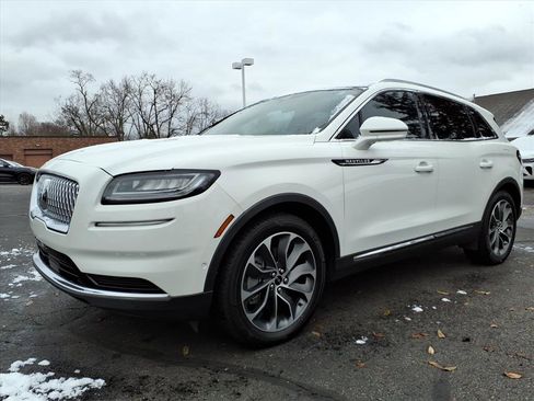 Used 2022 Lincoln Nautilus Reserve w/ Equipment Group 201A image 3