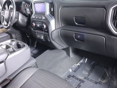 Used 2020 Chevrolet Silverado 1500 RST image 41