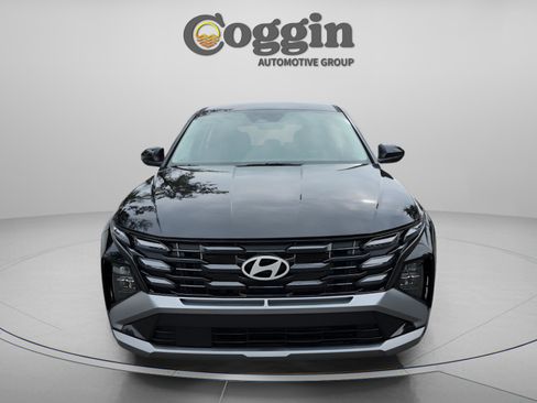 New 2026 Hyundai Tucson SE image 9