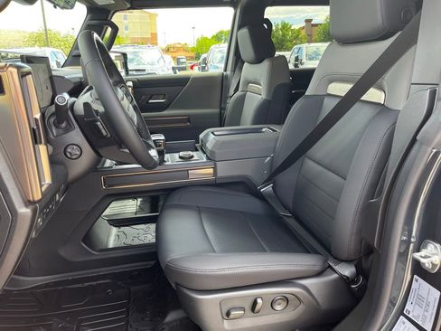 New 2025 GMC Hummer EV 2X w/ LPO, Dark Essentials Package image 11