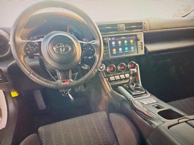 Used 2024 Toyota GR86 RWD image 12