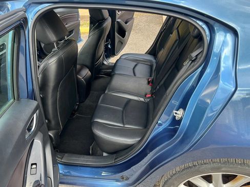 Used 2017 MAZDA MAZDA3 Touring image 13