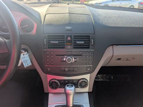 Used 2008 Mercedes-Benz C 300 4MATIC Sedan image 11