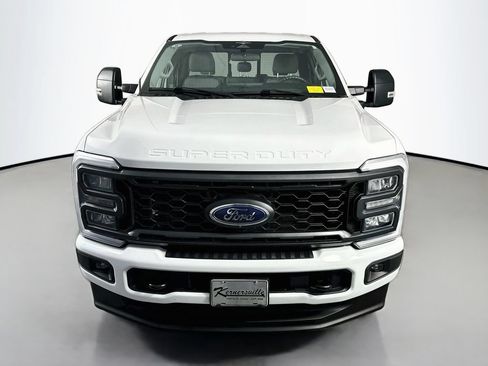 Used 2023 Ford F250 XL w/ STX Appearance Package AWD/4WD image 2