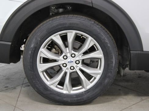 Used 2023 Ford Explorer Limited image 13