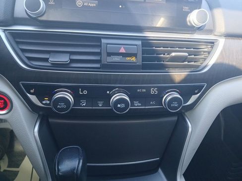 Used 2019 Honda Accord EX-L image 22