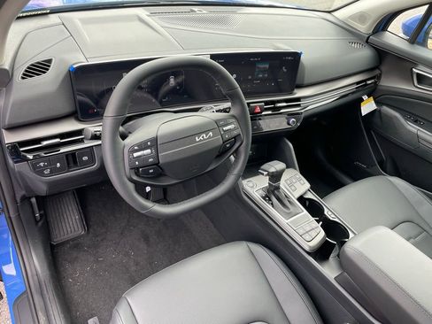 New 2026 Kia Sportage SX image 10