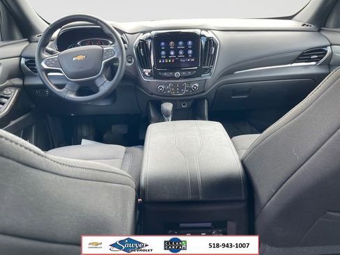 Used 2023 Chevrolet Traverse LT w/ LPO, Floor Liner Package AWD/4WD image 15