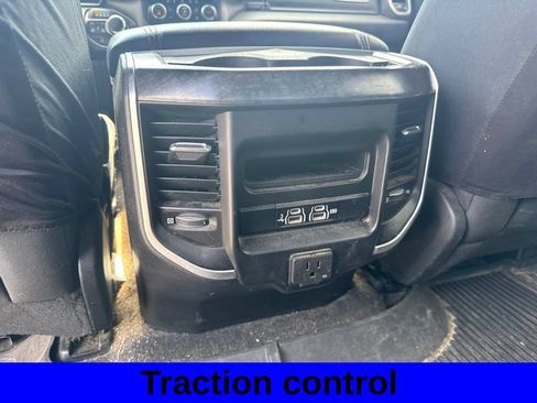 Used 2019 RAM 1500 Big Horn AWD/4WD image 8