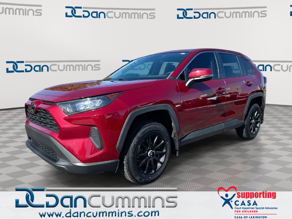 Used 2022 Toyota RAV4 LE AWD/4WD image 1