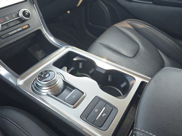 Used 2022 Ford Edge Titanium AWD/4WD image 38