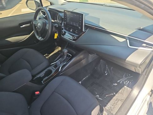 Used 2020 Toyota Corolla LE w/ Carpet Mat Package (TMS) FWD image 20