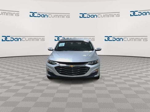 Used 2021 Chevrolet Malibu LT FWD image 3