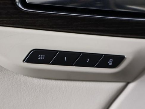 Used 2023 Buick Envision Avenir image 23