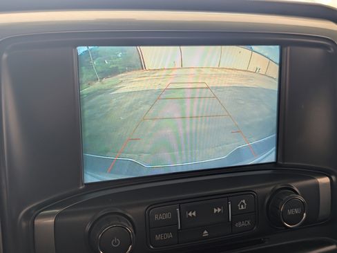 Used 2018 Chevrolet Silverado 1500 LT w/ All Star Edition image 27