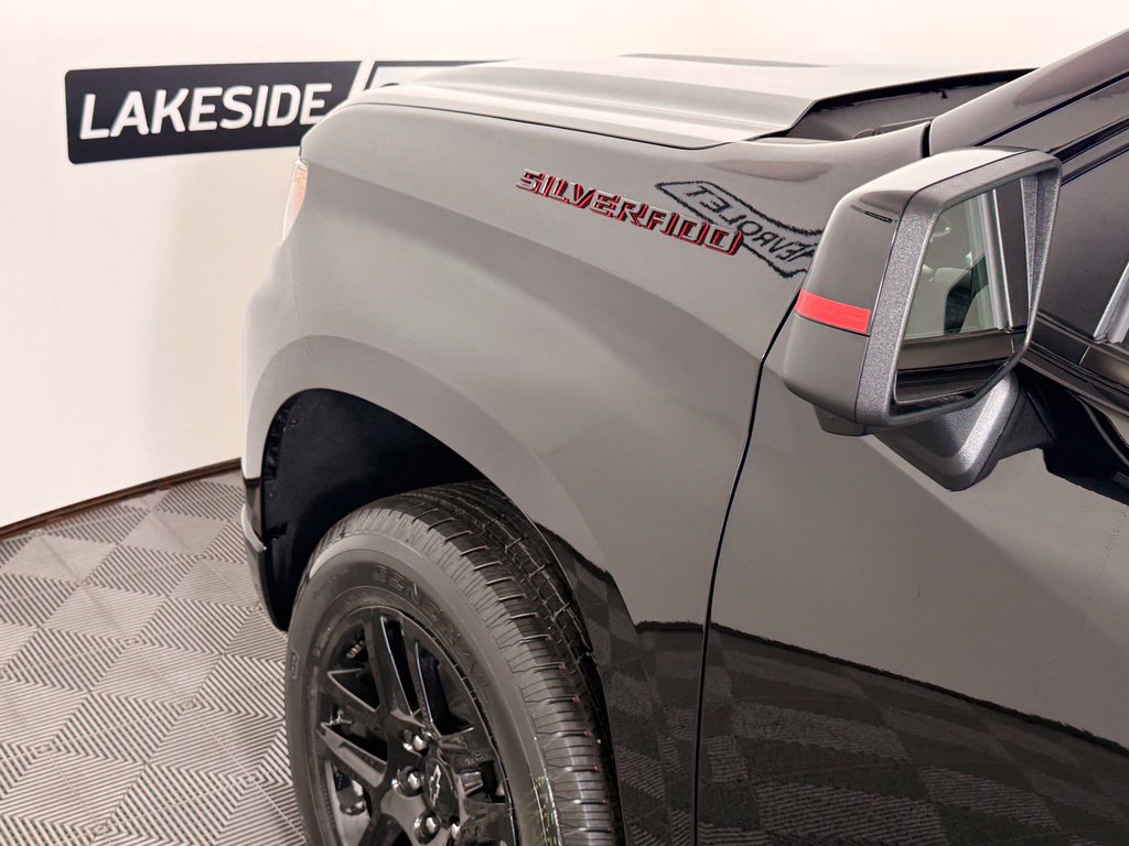 New 2026 Chevrolet Silverado 1500 RST w/ Redline Edition AWD/4WD image 10