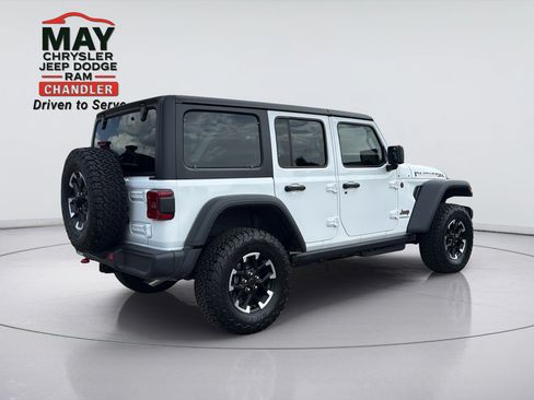 Certified 2026 Jeep Wrangler Unlimited Rubicon AWD/4WD image 7